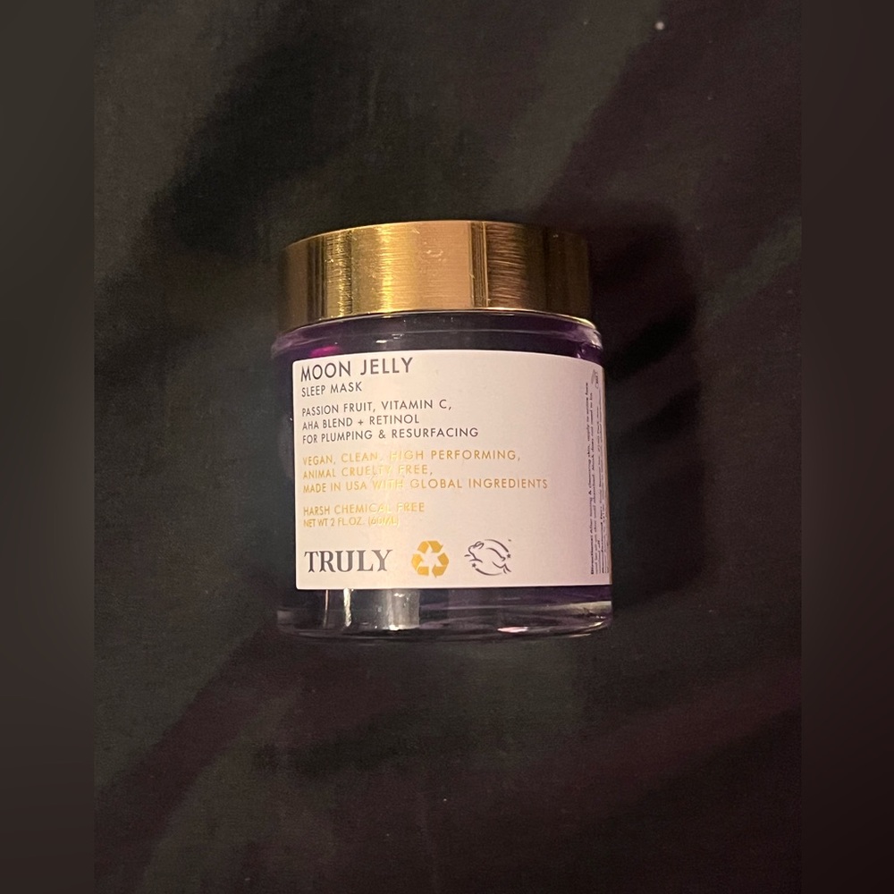BRAND NEW Truly Beauty Moon Jelly Mask